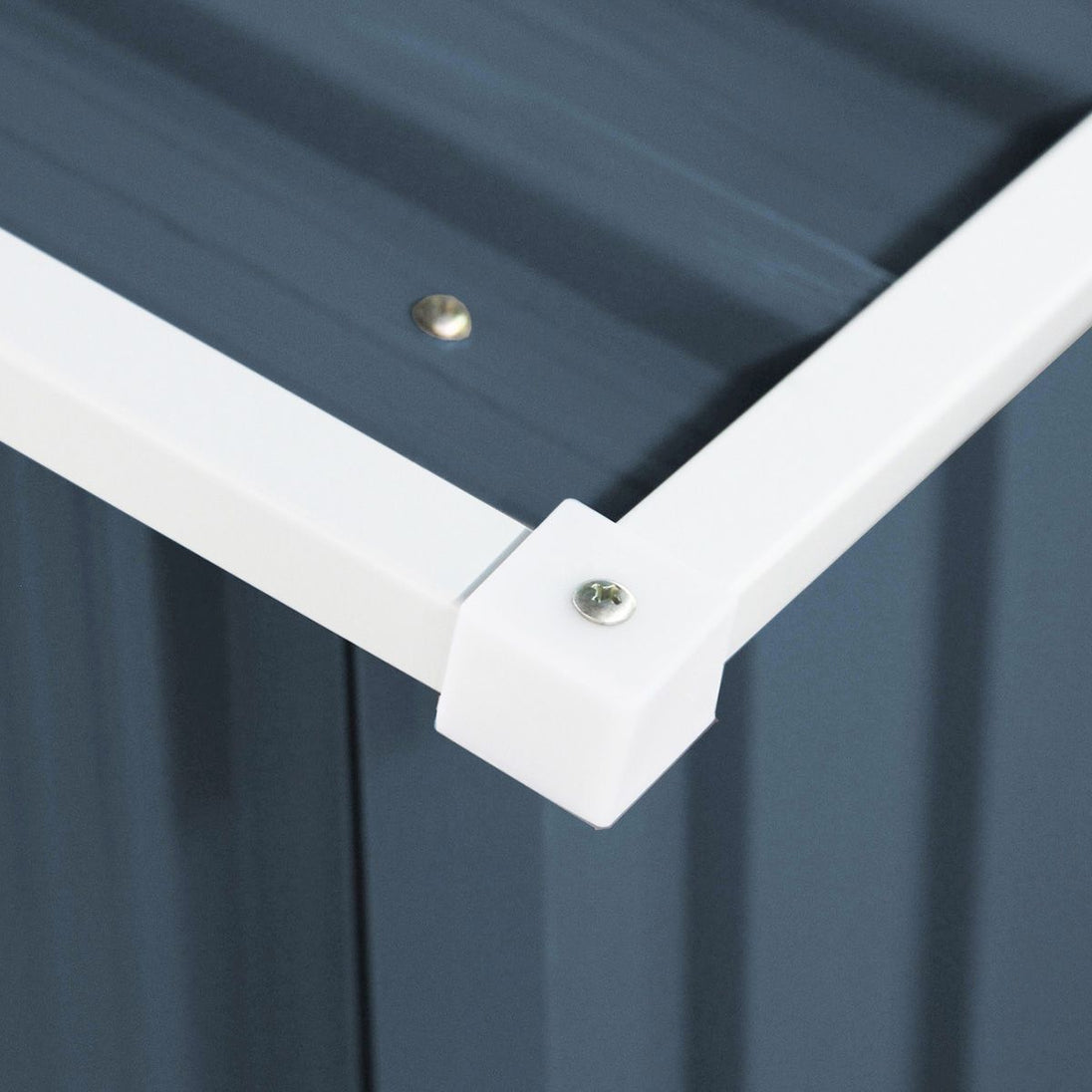 Transformez votre jardin avec notre abri en tôle galvanisée gris ! Parfait pour le rangement de vos outils avec double porte et aérations.