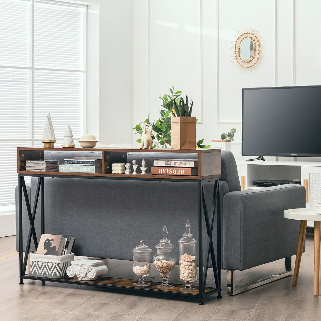Chic Console Table for a Stylish Entryway - Elevate Your Home Decor with Industrial Elegance!